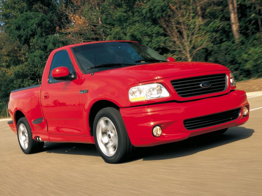  Ford SVT F-150 Lightning 1999 года  (фото 4 из 16)